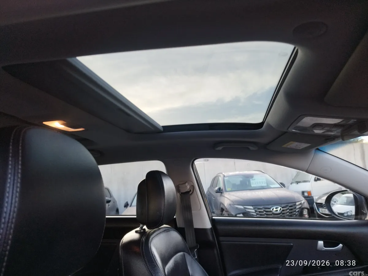 Kia Sportage SUV, Diesel, 2015, Silver