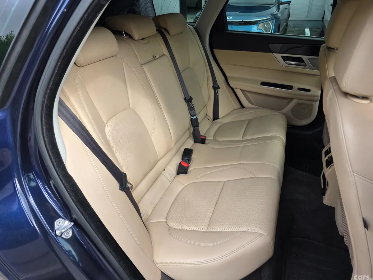 Jaguar XF Estate, Diesel, 2019, Blue