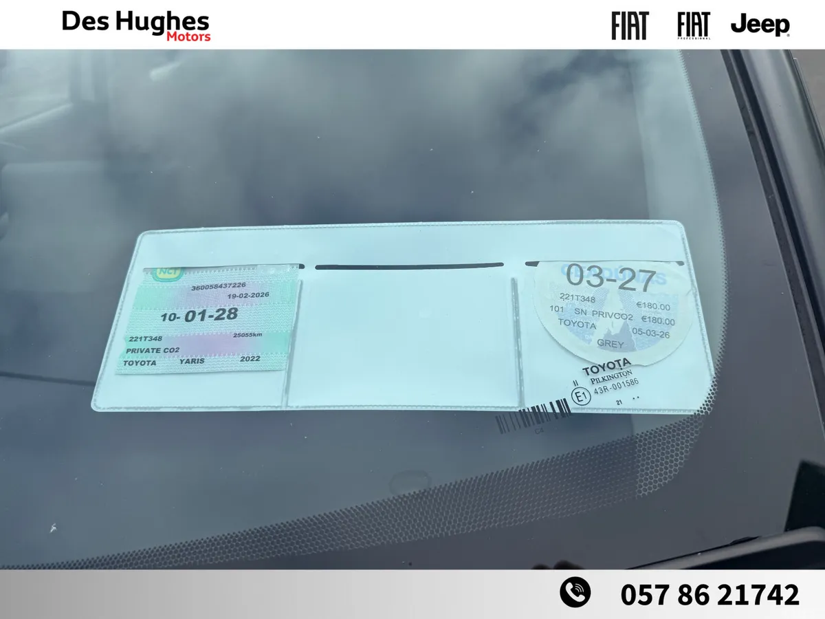 Toyota Yaris Cross Hatchback, Petrol Hybrid, 2022, Silver