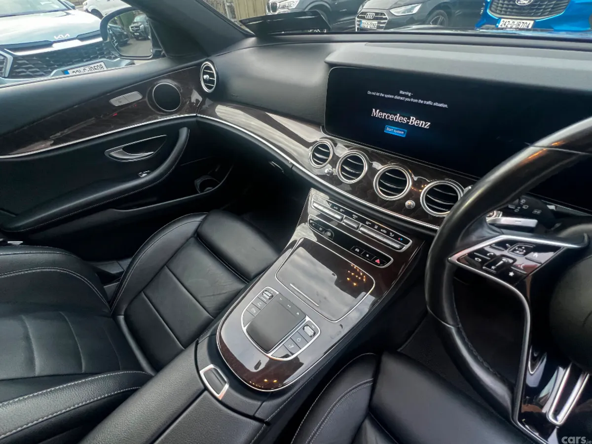 Mercedes-Benz E-Class Estate, Diesel Plug-in Hybrid, 2022, Blue