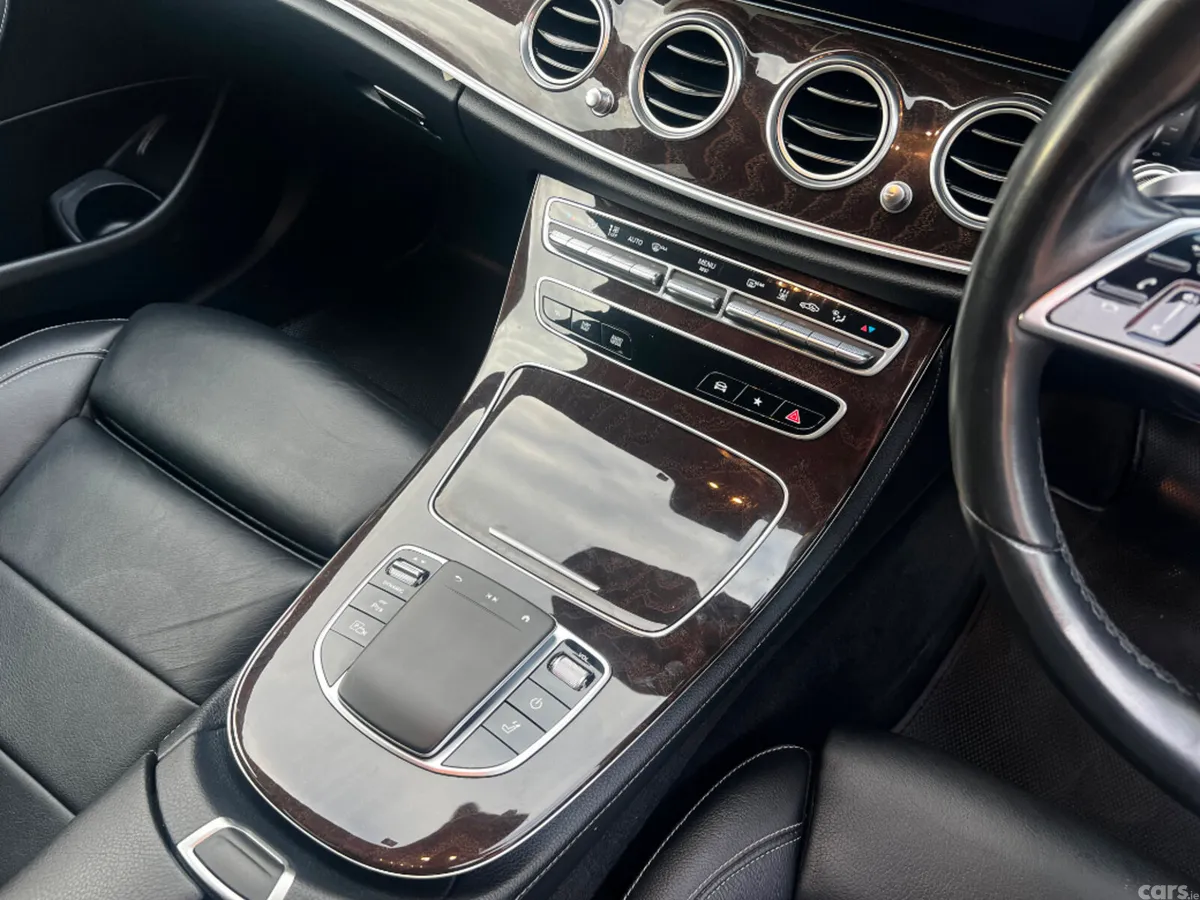 Mercedes-Benz E-Class Estate, Diesel Plug-in Hybrid, 2022, Blue