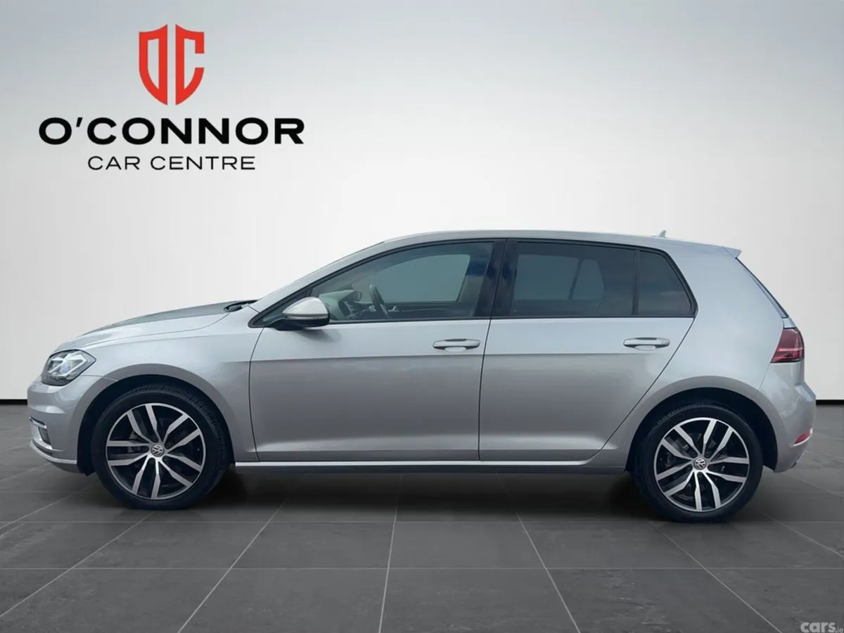 Volkswagen Golf Hatchback, Petrol, 2019, Silver