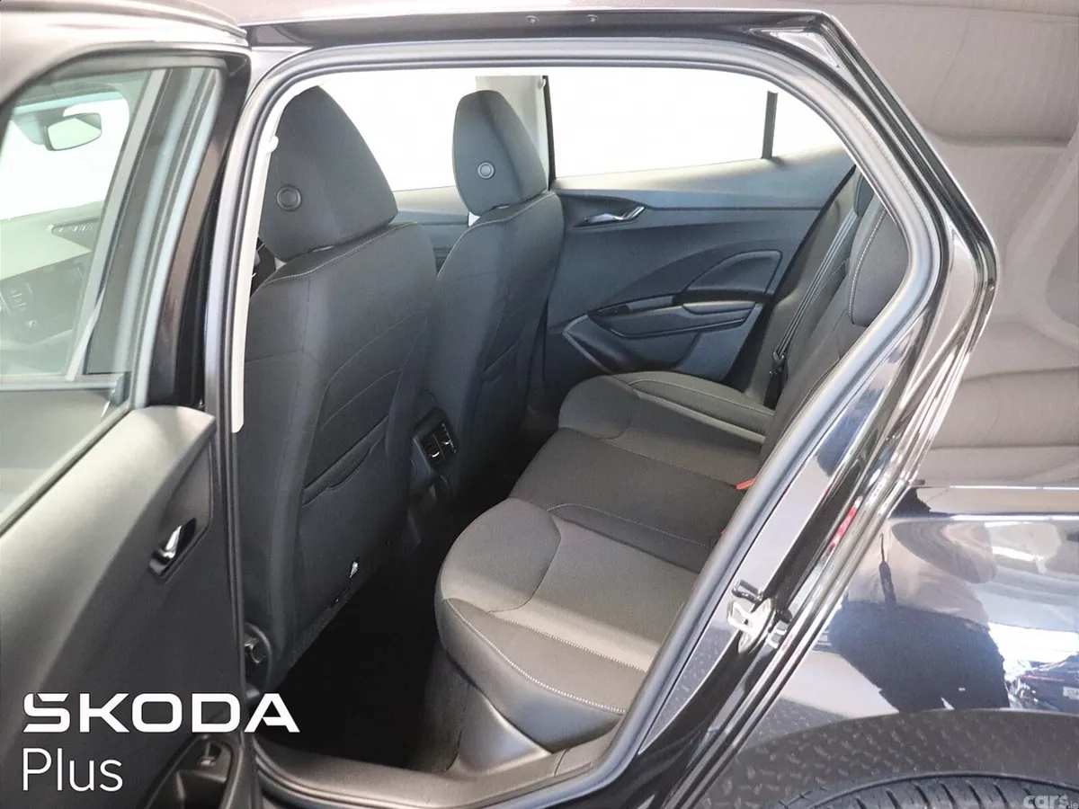 Skoda Fabia Hatchback, Petrol, 2023, Black