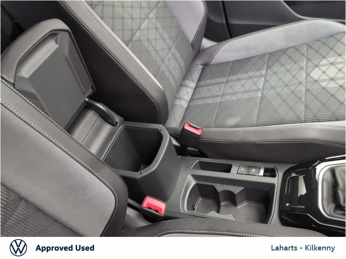 Volkswagen T-Roc SUV, Petrol, 2023, Black