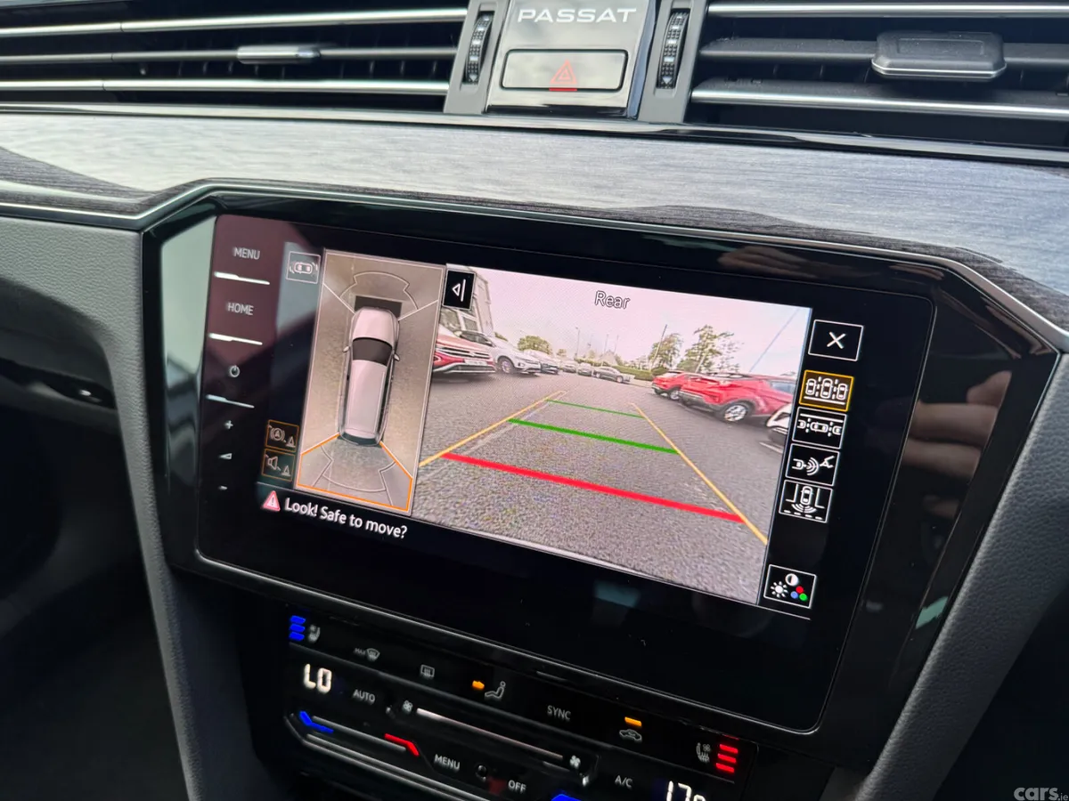 Volkswagen Passat Estate, Diesel, 2021, Silver