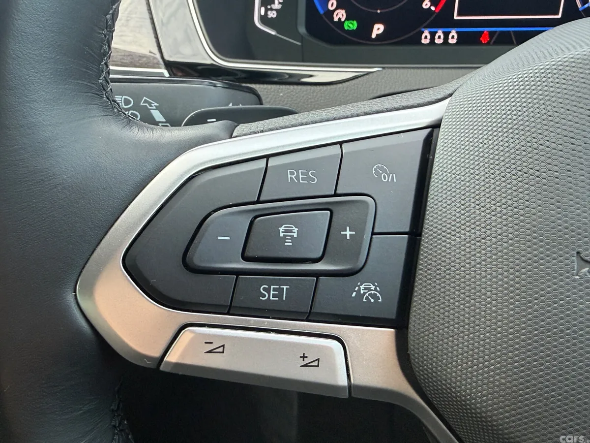 Volkswagen Passat Estate, Diesel, 2021, Silver