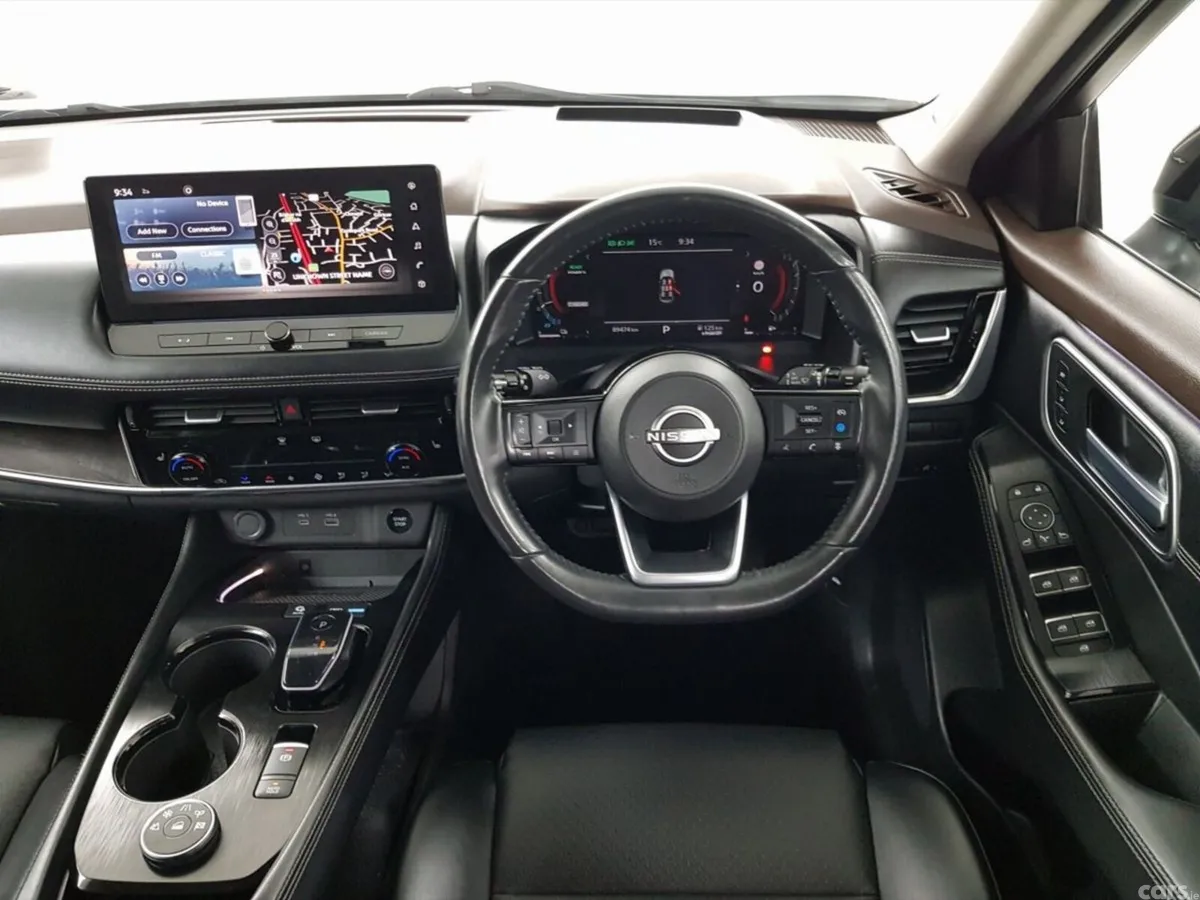 Nissan X-Trail SUV, Petrol Hybrid, 2023, White