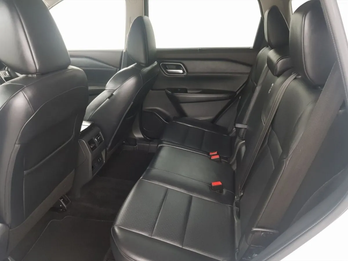Nissan X-Trail SUV, Petrol Hybrid, 2023, White