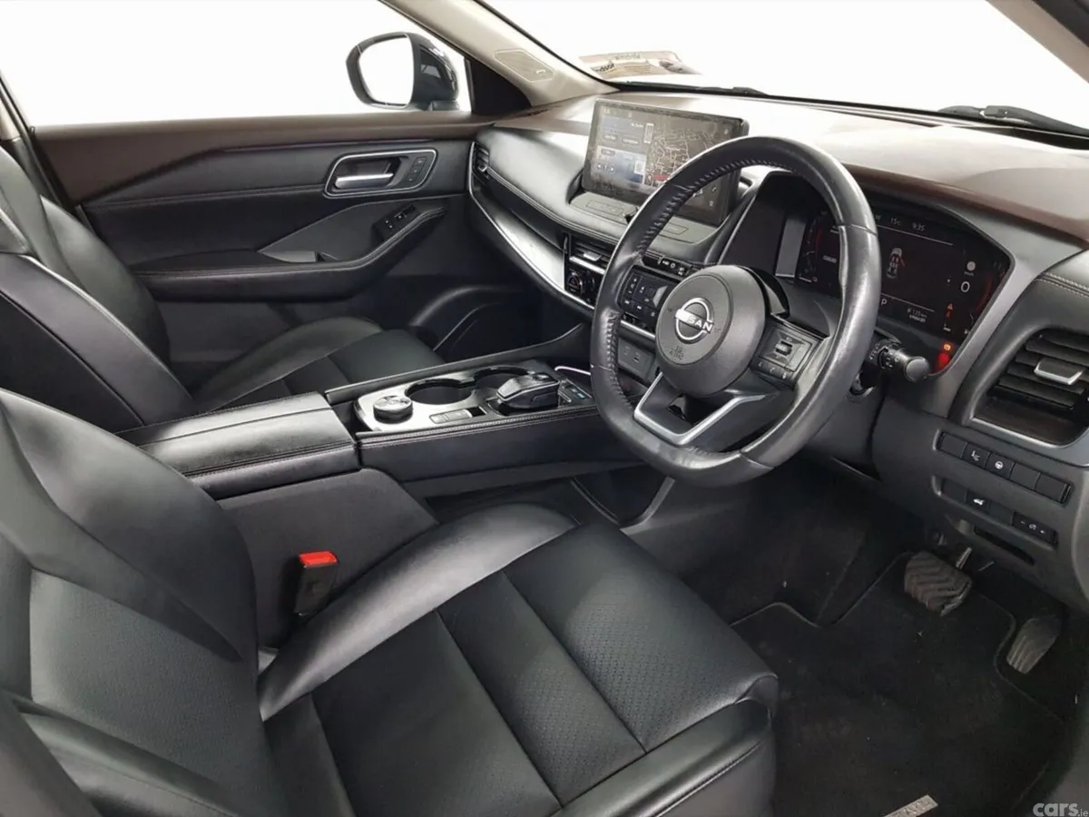 Nissan X-Trail SUV, Petrol Hybrid, 2023, White