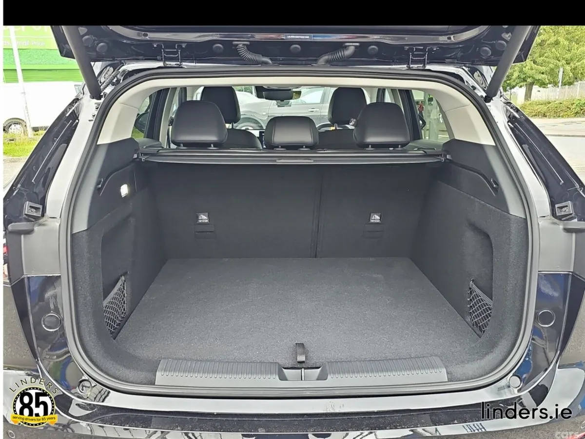 MG HS SUV, Petrol Plug-in Hybrid, 2027, 