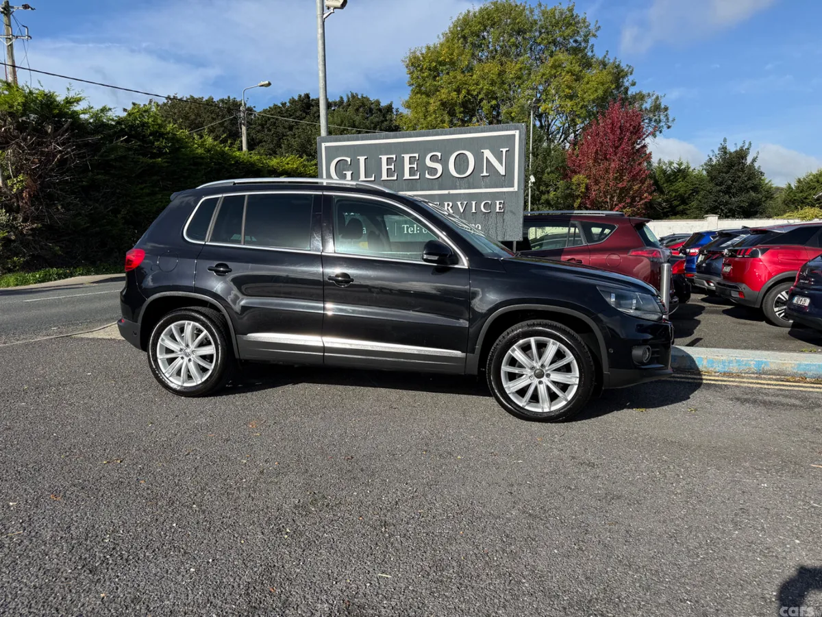 Volkswagen Tiguan SUV, Diesel, 2015, Black