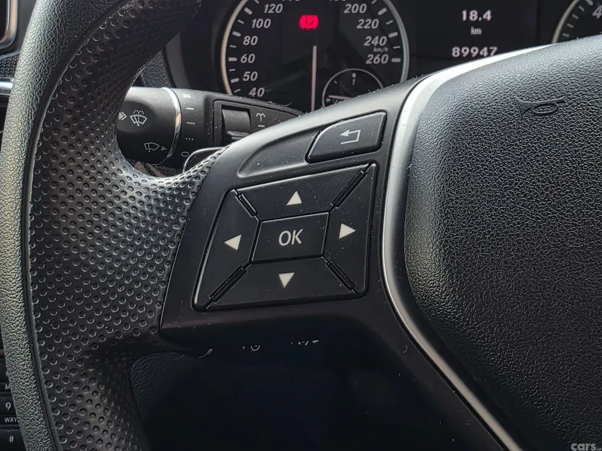 Mercedes-Benz B-Class MPV, Petrol, 2014, Brown