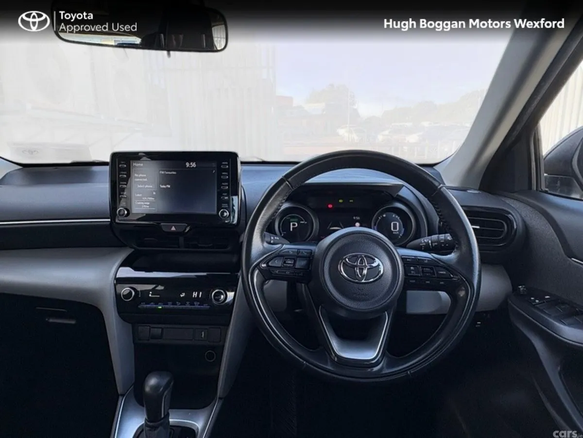 Toyota Yaris Cross Hatchback, Petrol Hybrid, 2022, Green