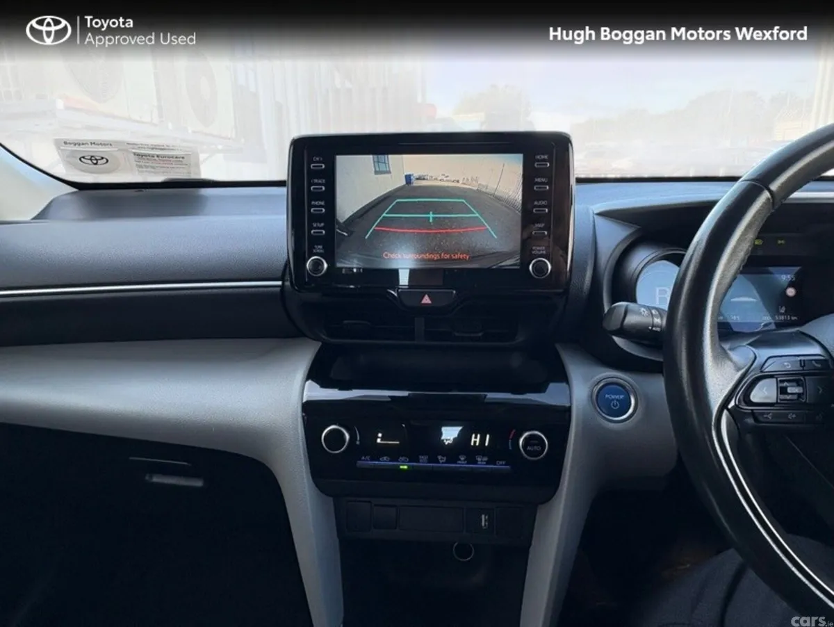 Toyota Yaris Cross Hatchback, Petrol Hybrid, 2022, Green