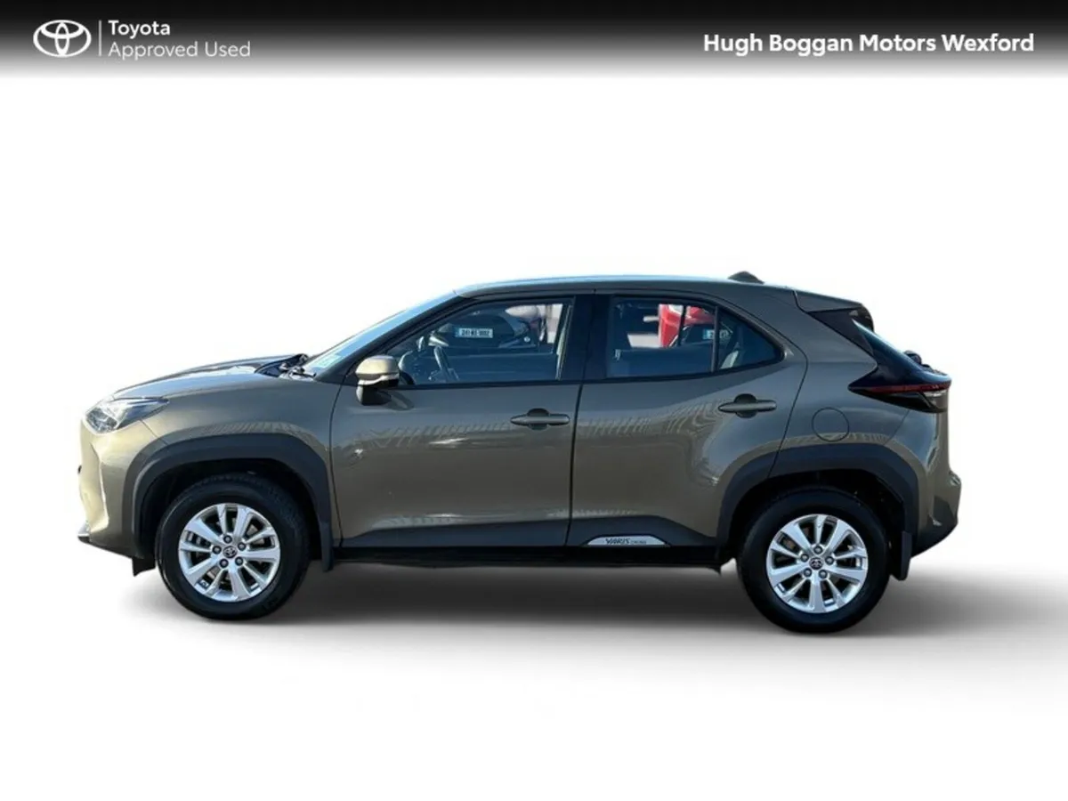 Toyota Yaris Cross Hatchback, Petrol Hybrid, 2022, Green