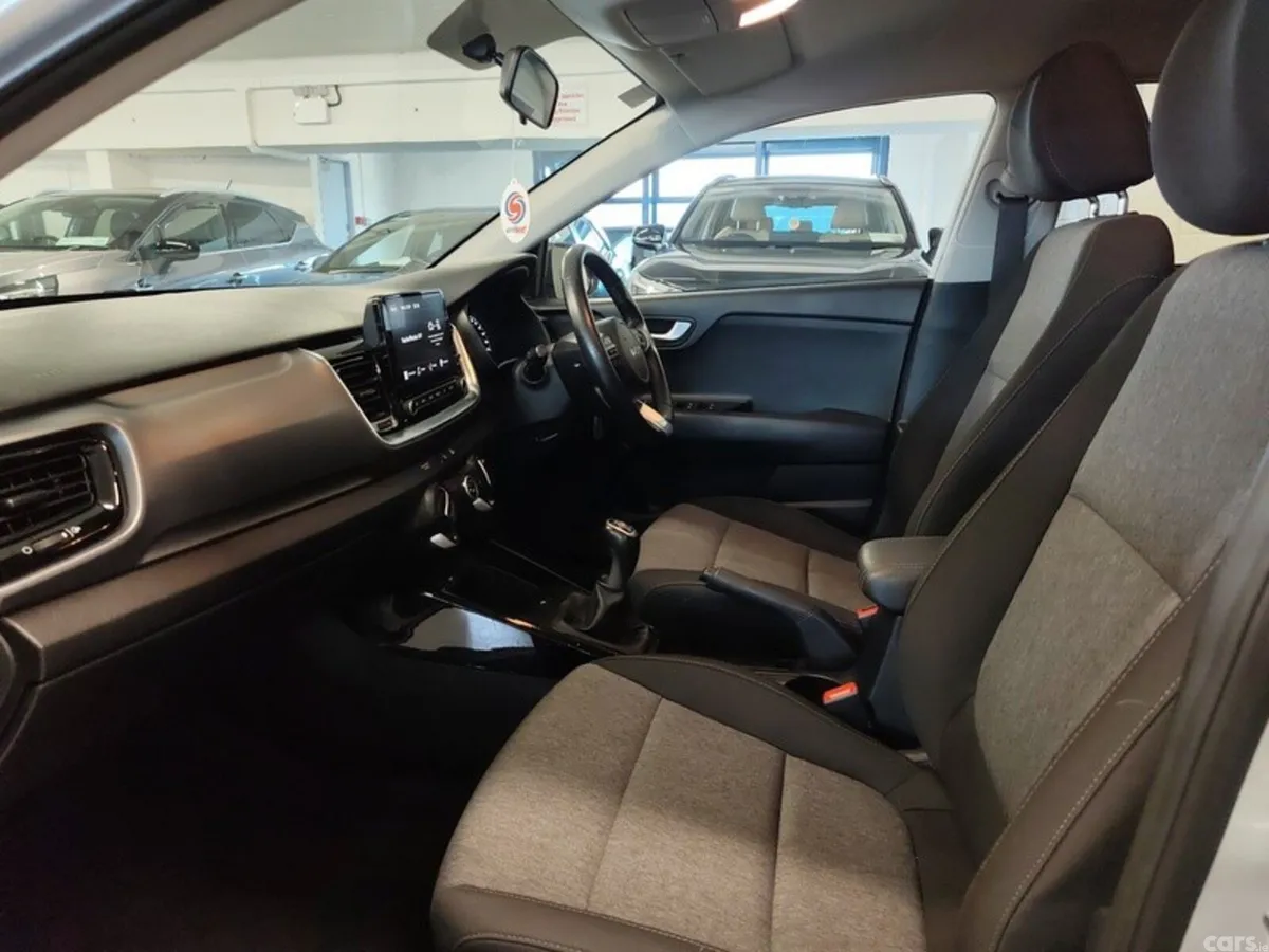 Kia Stonic Estate, Petrol, 2022, Grey