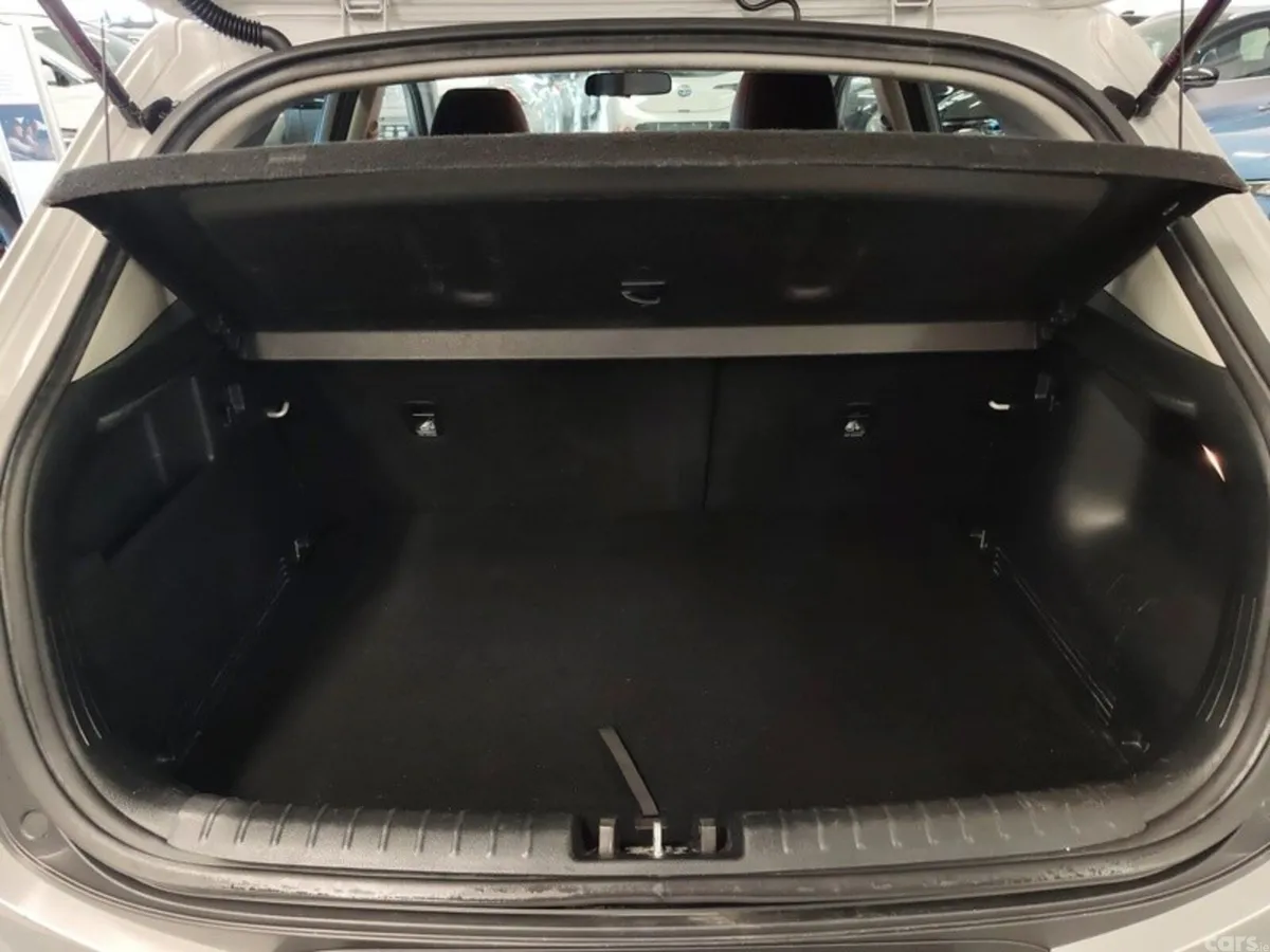 Kia Stonic Estate, Petrol, 2022, Grey