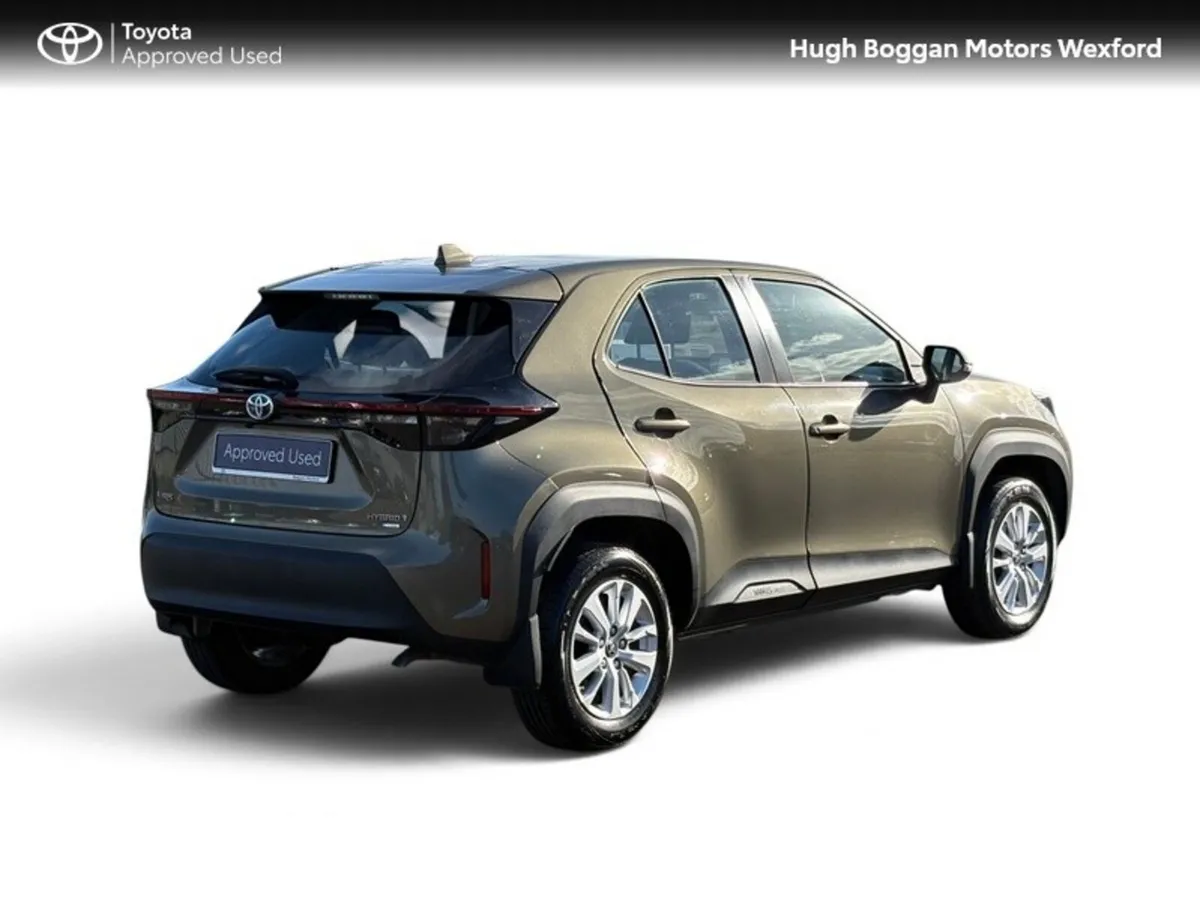 Toyota Yaris Cross Hatchback, Petrol Hybrid, 2022, Green