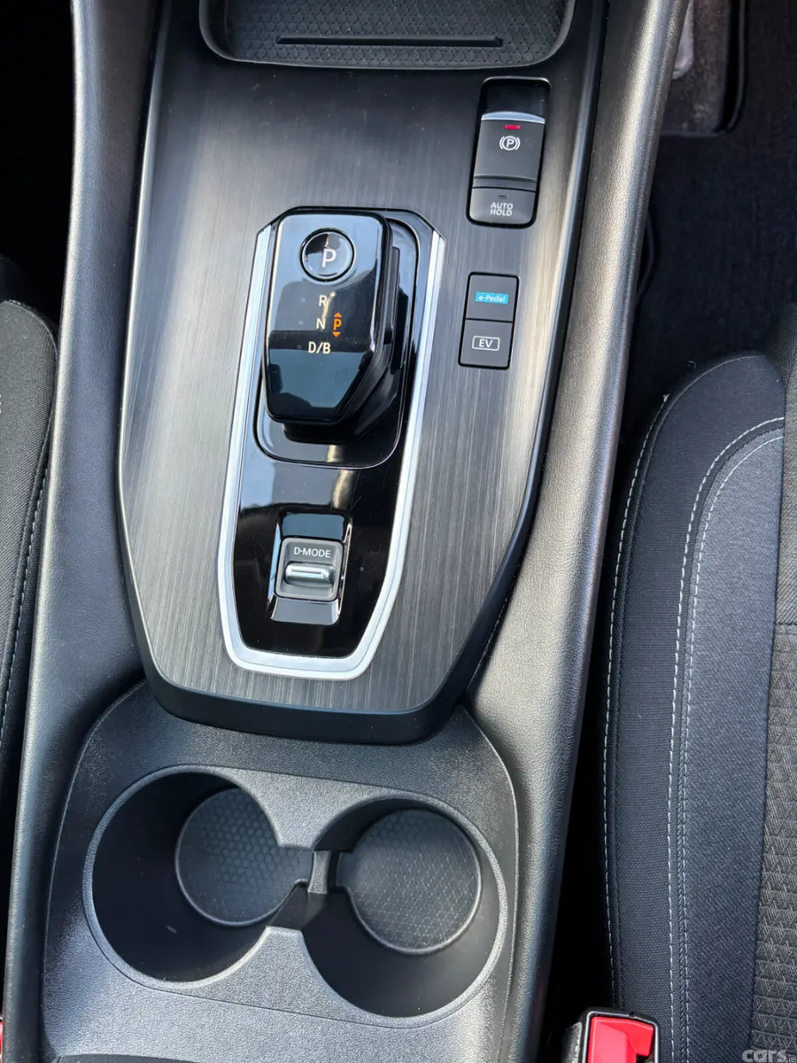 Nissan Qashqai MPV, Petrol, 2024, Grey