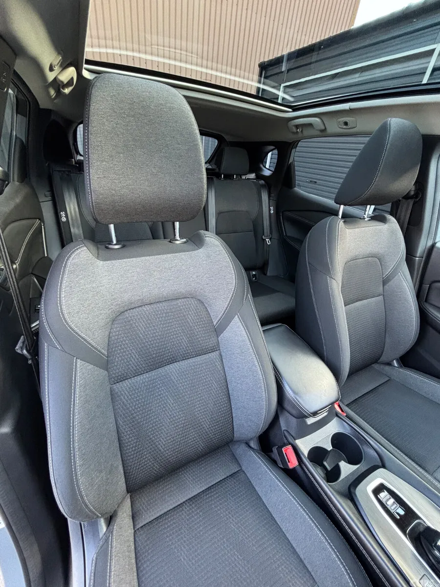 Nissan Qashqai MPV, Petrol, 2024, Grey