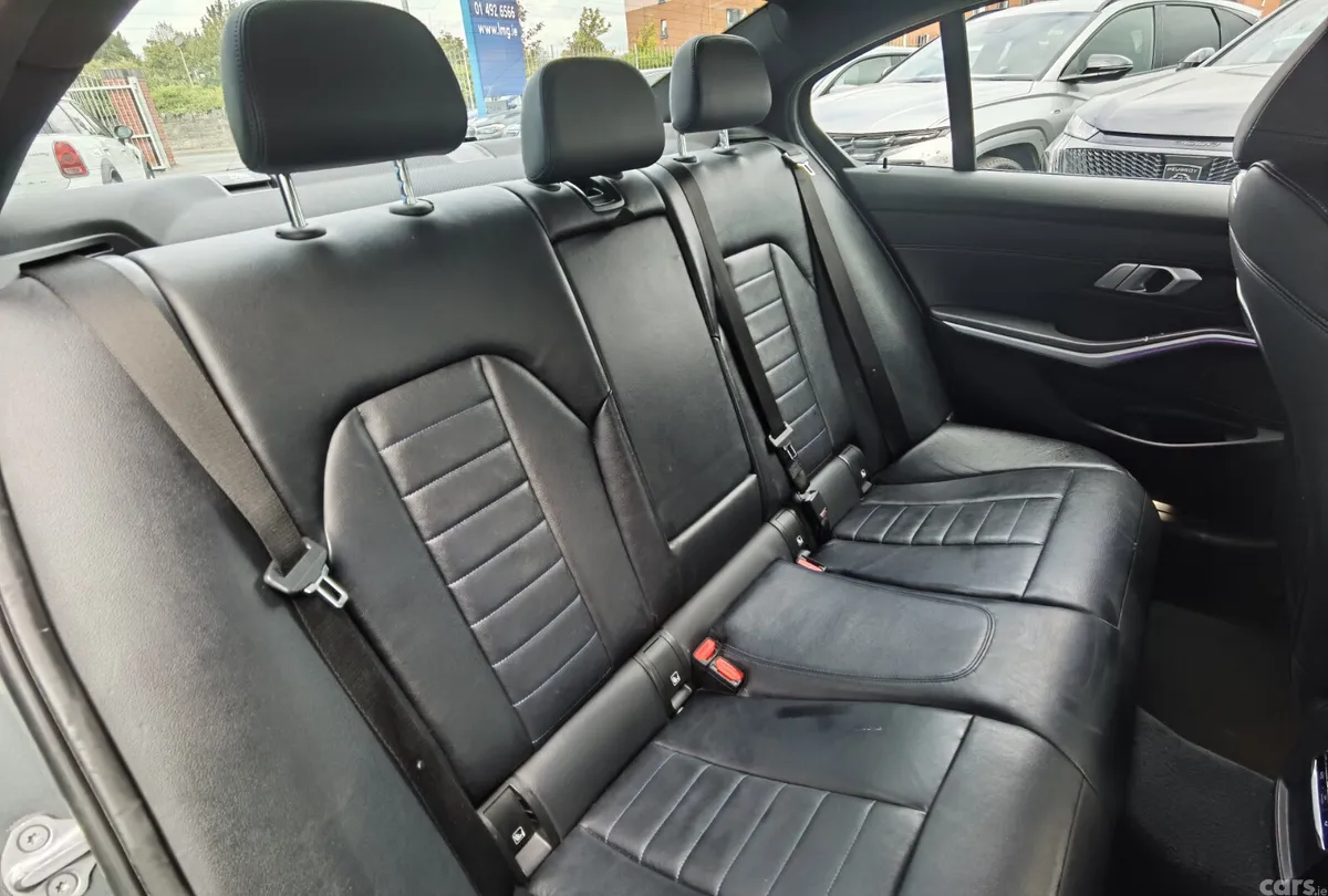 BMW 3-Series Saloon, Petrol Plug-in Hybrid, 2020, Grey