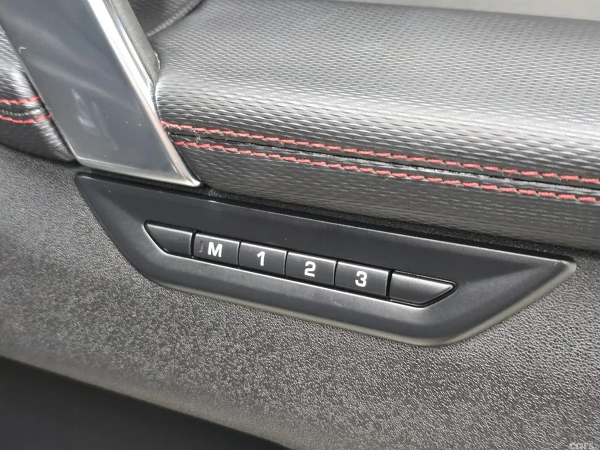 Land Rover Discovery Sport SUV, Petrol Plug-in Hybrid, 2022, Black