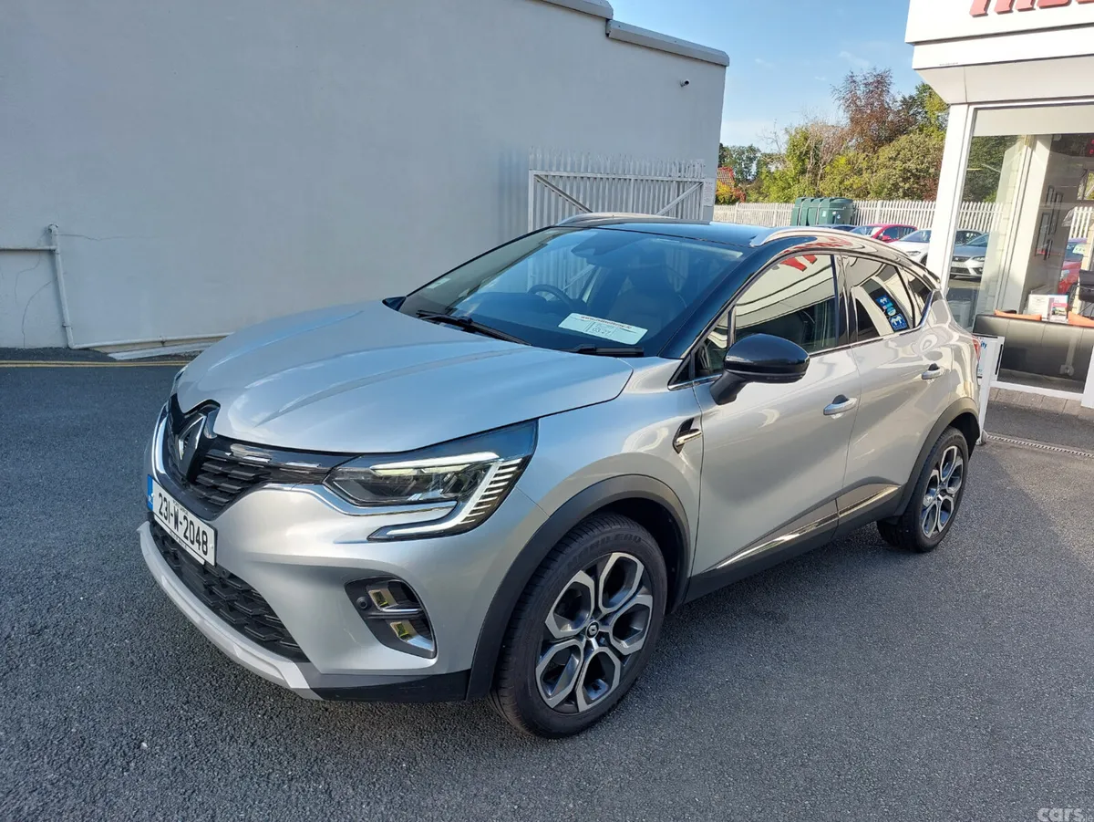 Renault Captur Hatchback, Petrol, 2023, Grey