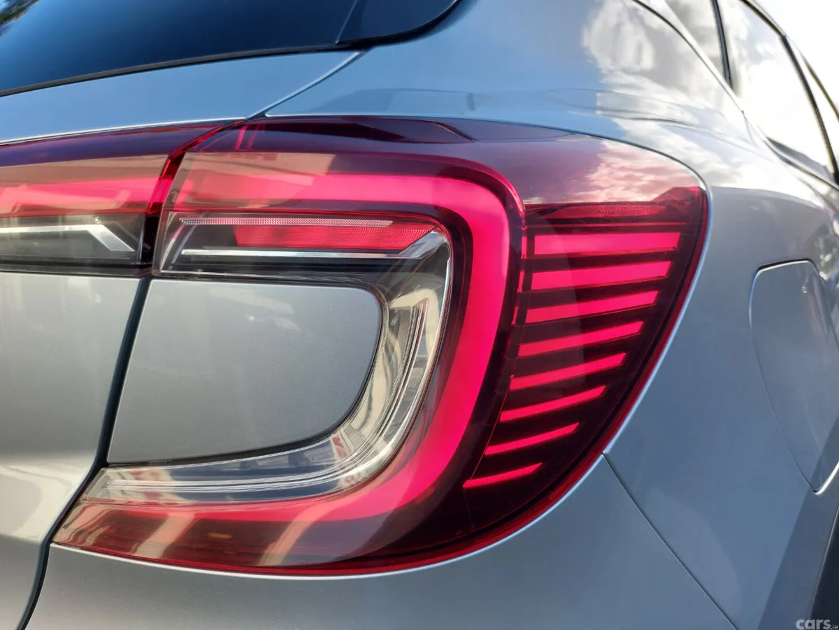 Renault Captur Hatchback, Petrol, 2023, Grey