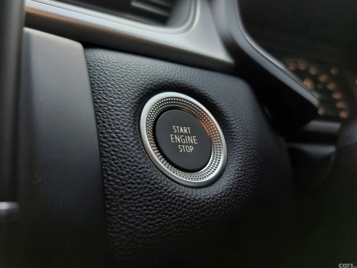 Renault Captur Hatchback, Petrol, 2023, Grey