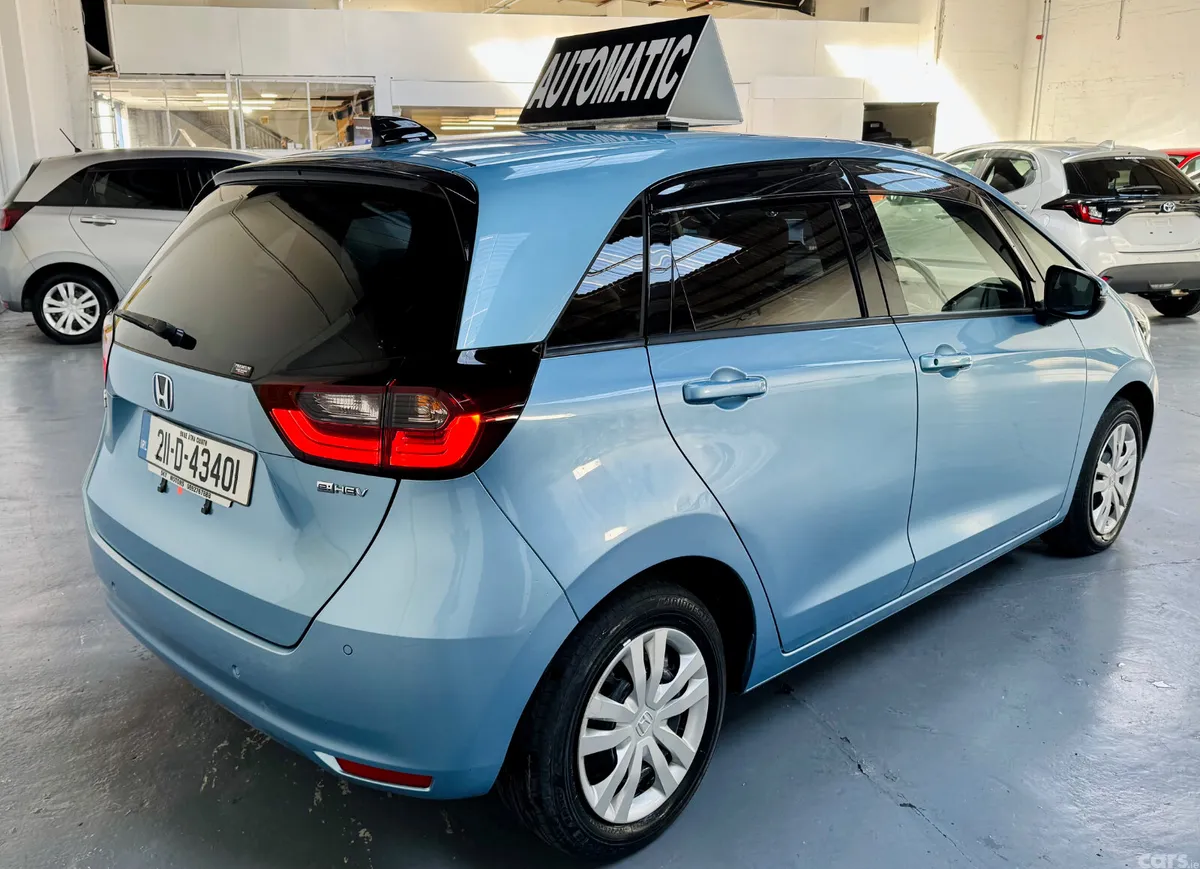 Honda Fit Hatchback, Petrol Hybrid, 2021, Blue