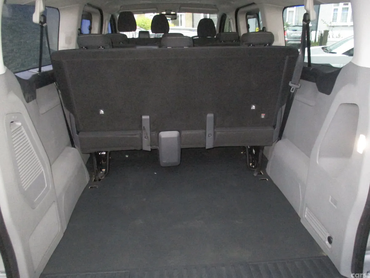 Ford Transit Custom MPV, Petrol Plug-in Hybrid, 2026, Grey