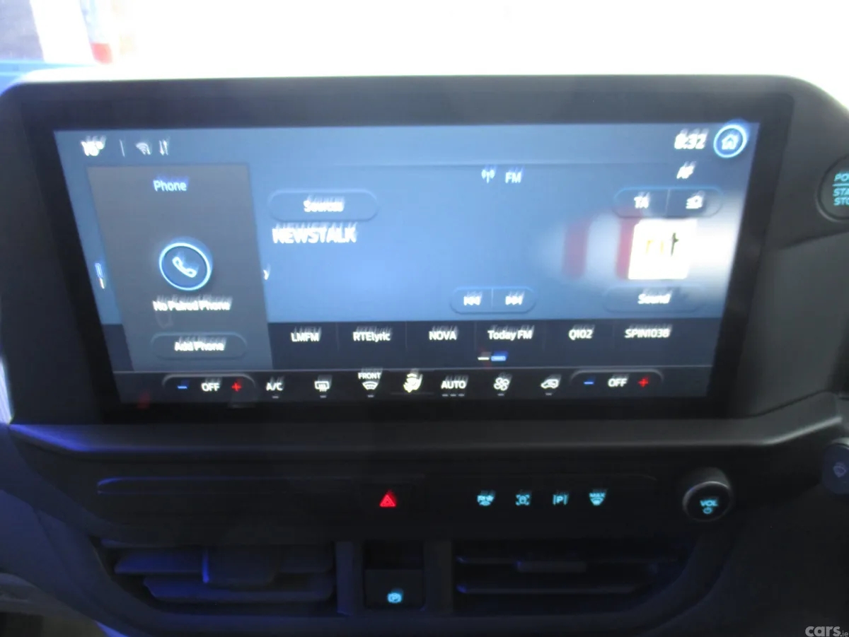 Ford Transit Custom MPV, Petrol Plug-in Hybrid, 2026, Grey