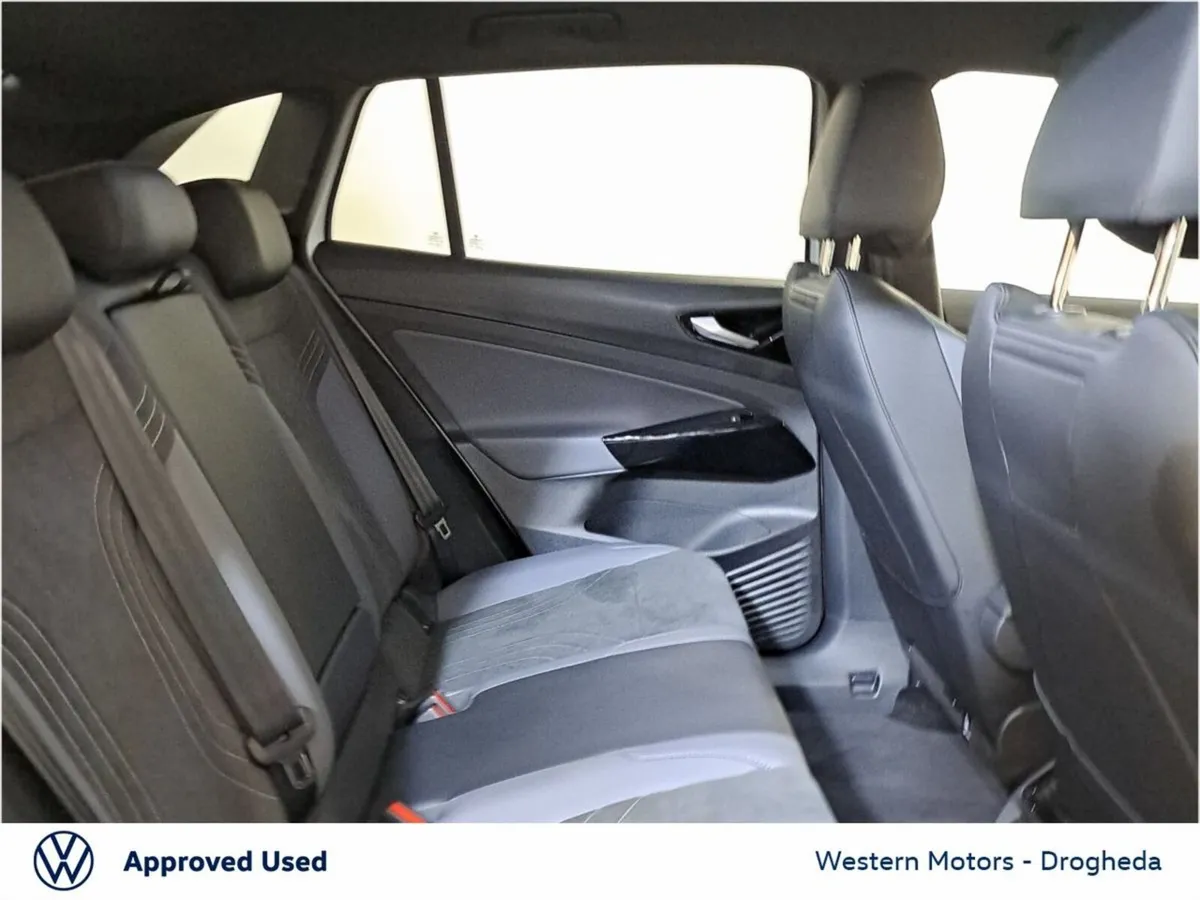 Volkswagen ID.4 SUV, Electric, 2026, White