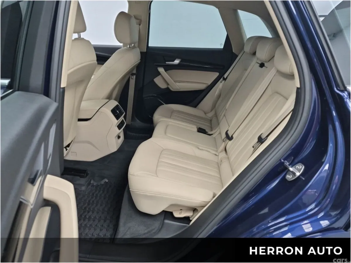 Audi Q5 SUV, Petrol Plug-in Hybrid, 2024, Blue