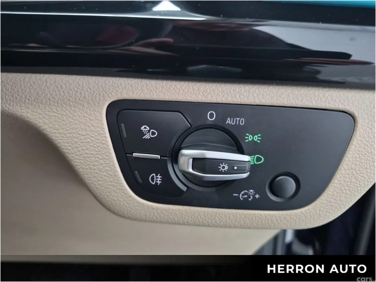 Audi Q5 SUV, Petrol Plug-in Hybrid, 2024, Blue