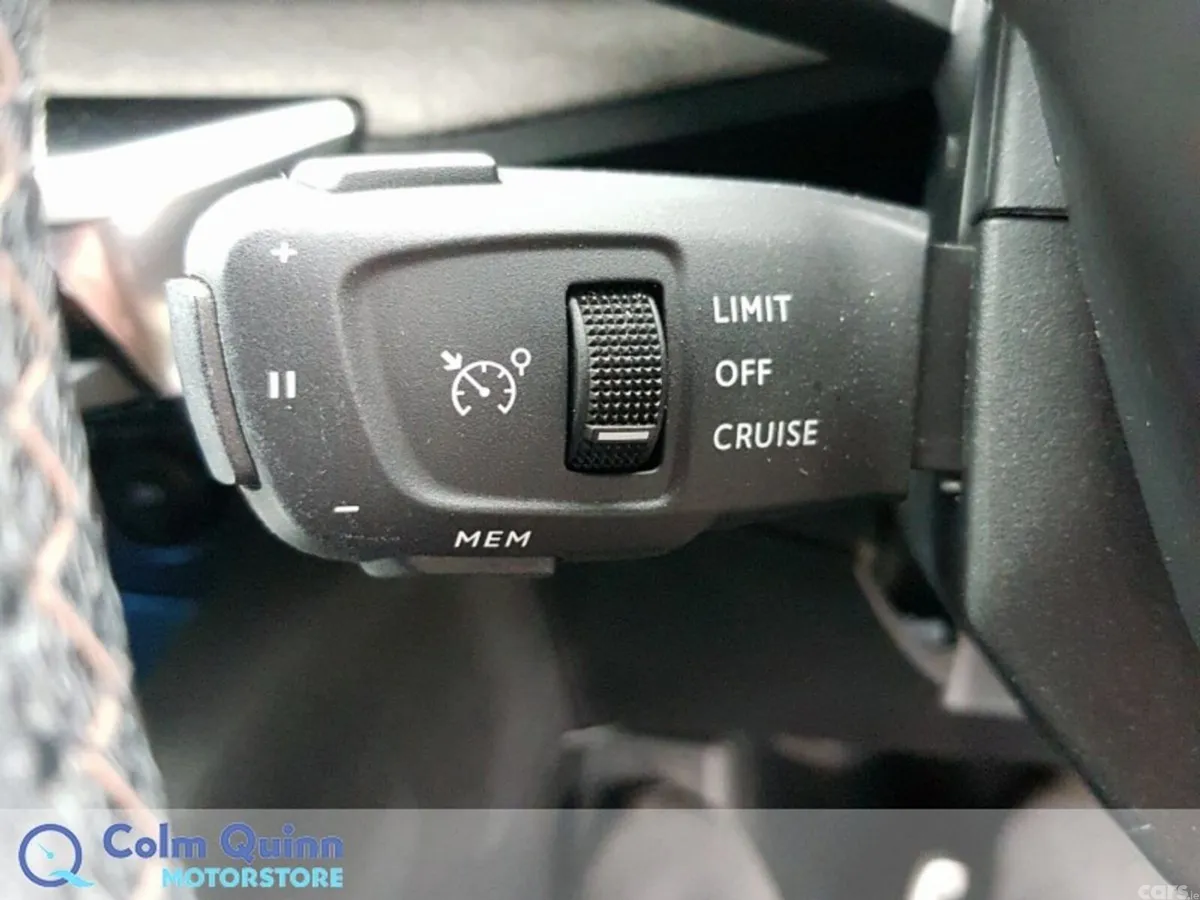Peugeot 5008 MPV, Diesel, 2021, Grey
