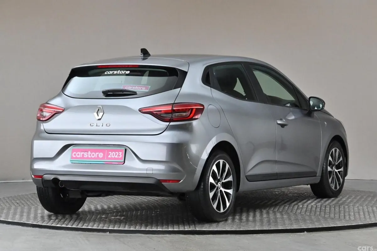 Renault Clio Hatchback, Petrol, 2023, Grey