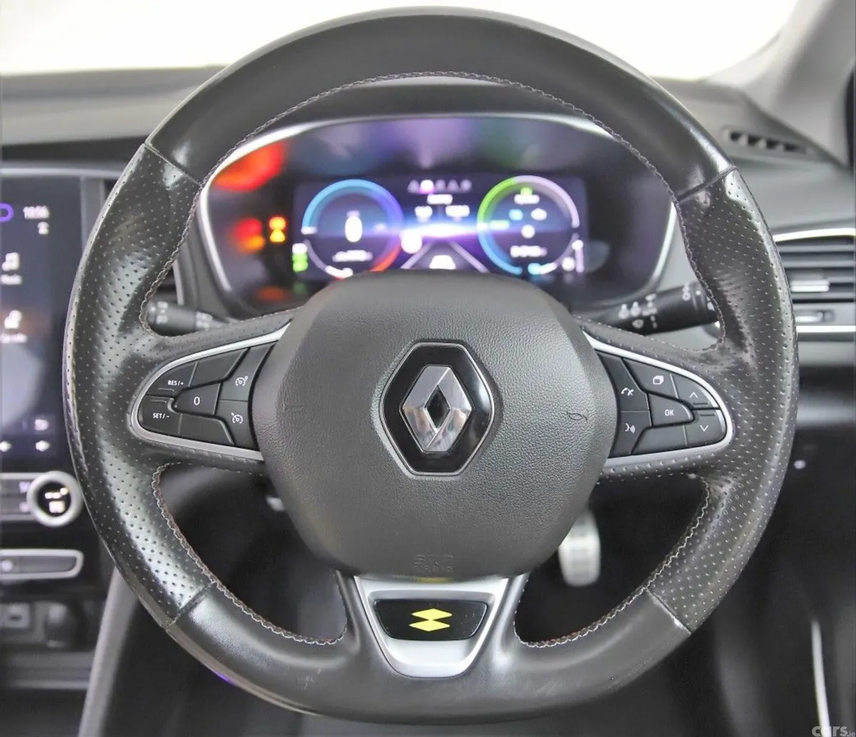Renault Megane Estate, Petrol Plug-in Hybrid, 2022, Grey