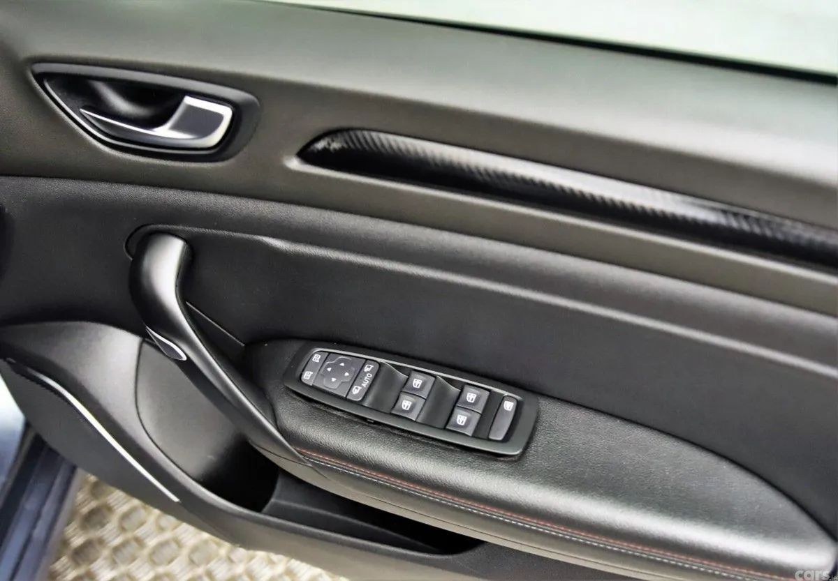 Renault Megane Estate, Petrol Plug-in Hybrid, 2022, Grey