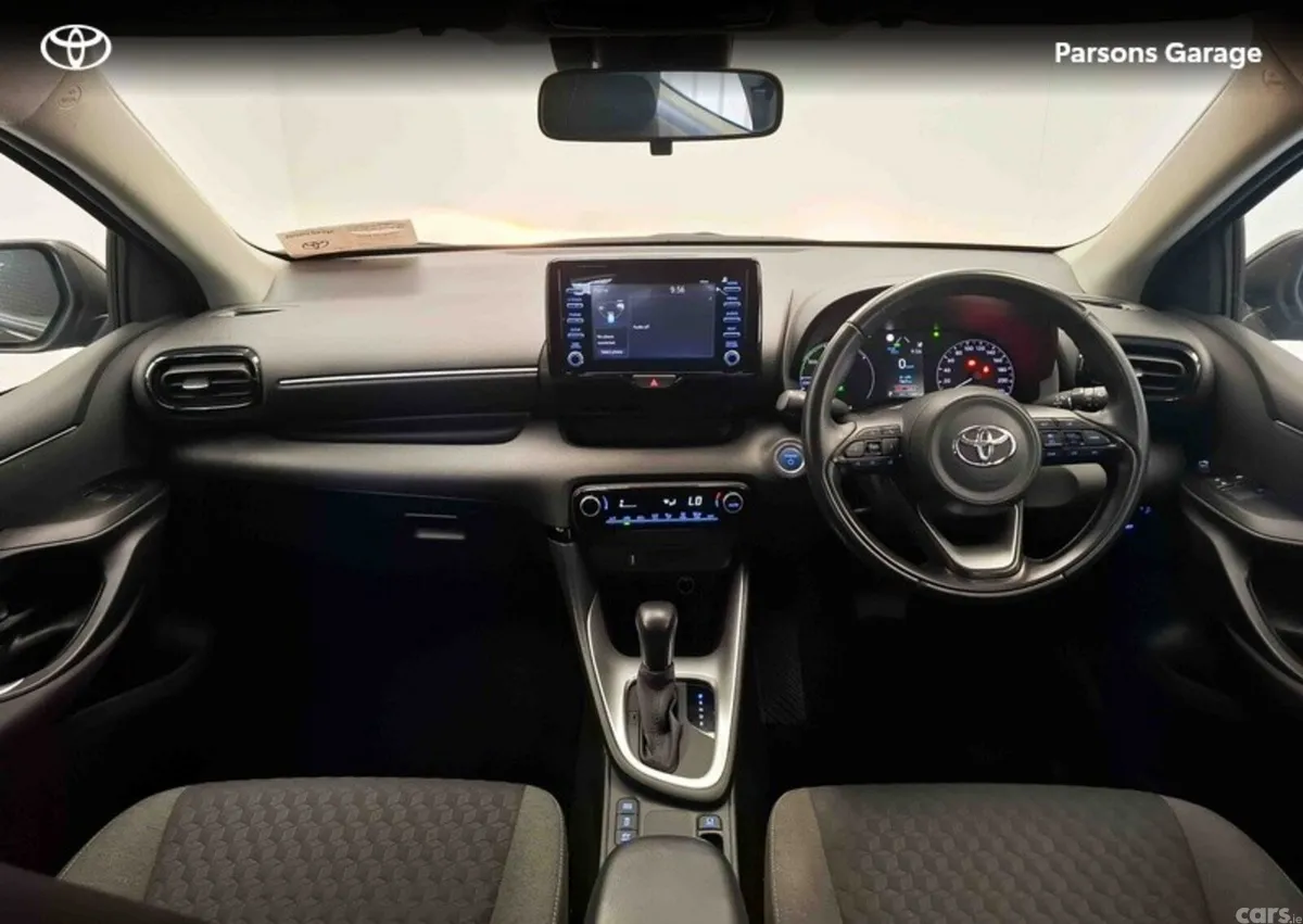 Toyota Yaris Hatchback, Petrol Hybrid, 2023, Black