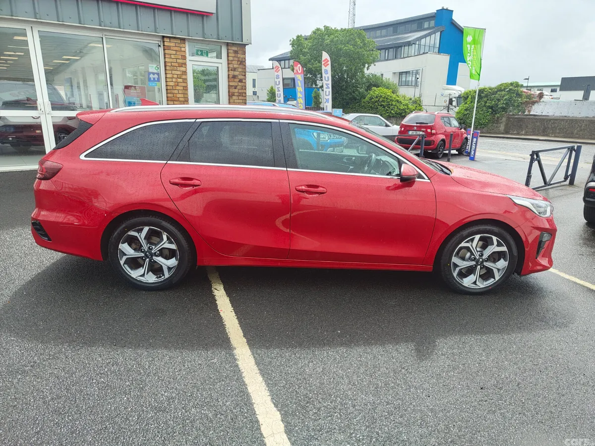 Kia Ceed Estate, Diesel, 2020, Red