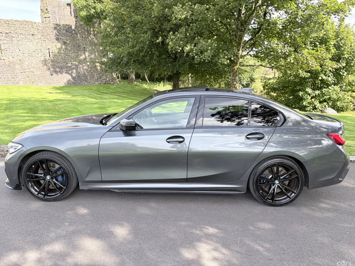 BMW 3-Series Saloon, Diesel Hybrid, 2020, Grey