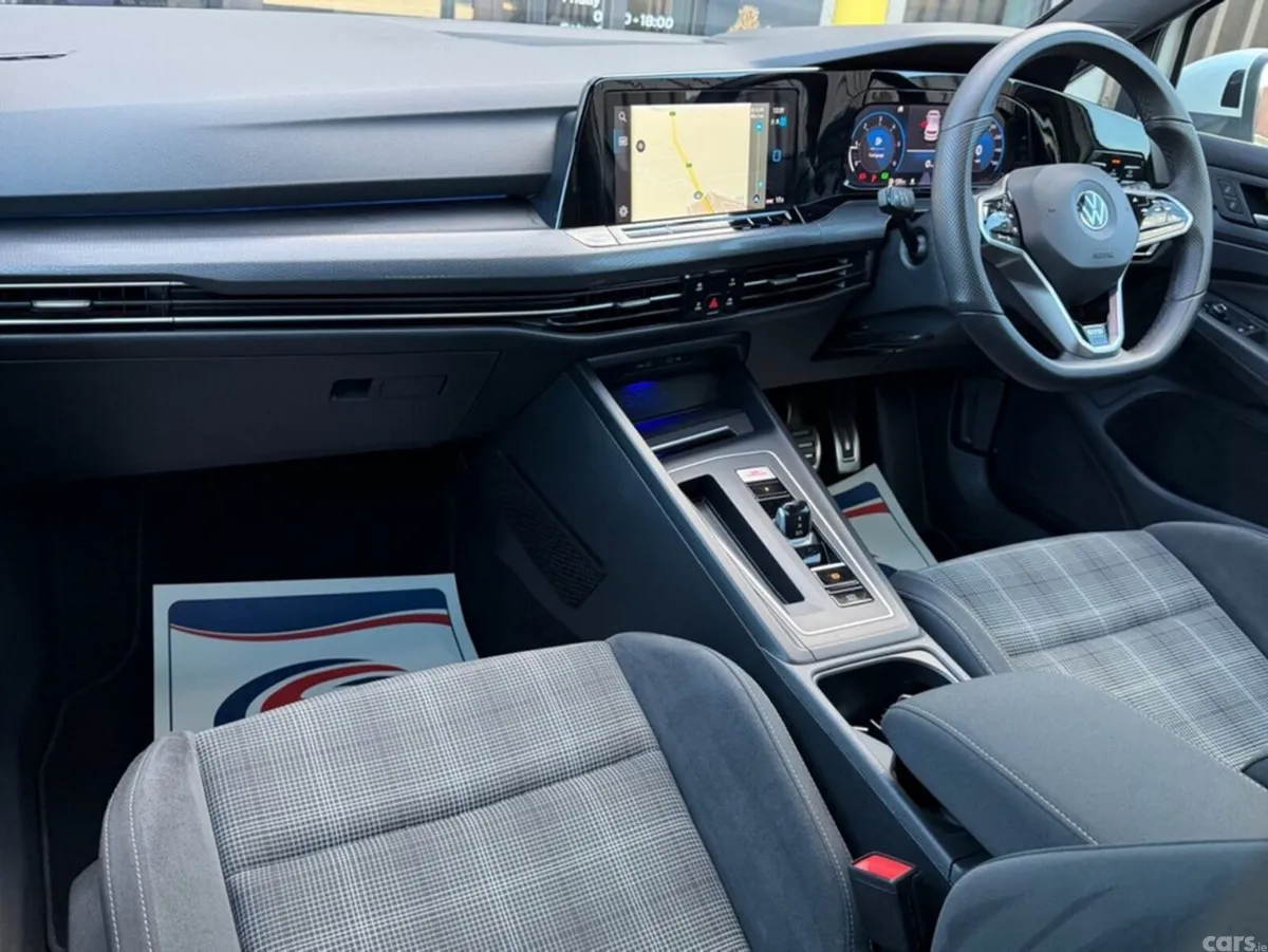Volkswagen Golf Hatchback, Diesel, 2022, White