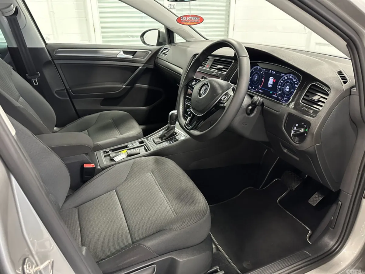 Volkswagen Golf Hatchback, Diesel, 2019, Silver