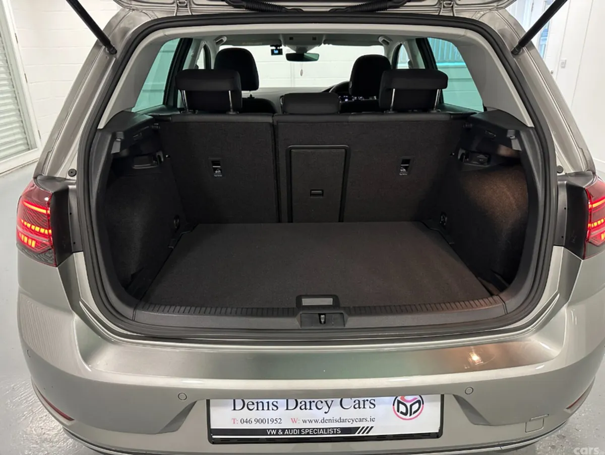 Volkswagen Golf Hatchback, Diesel, 2019, Silver