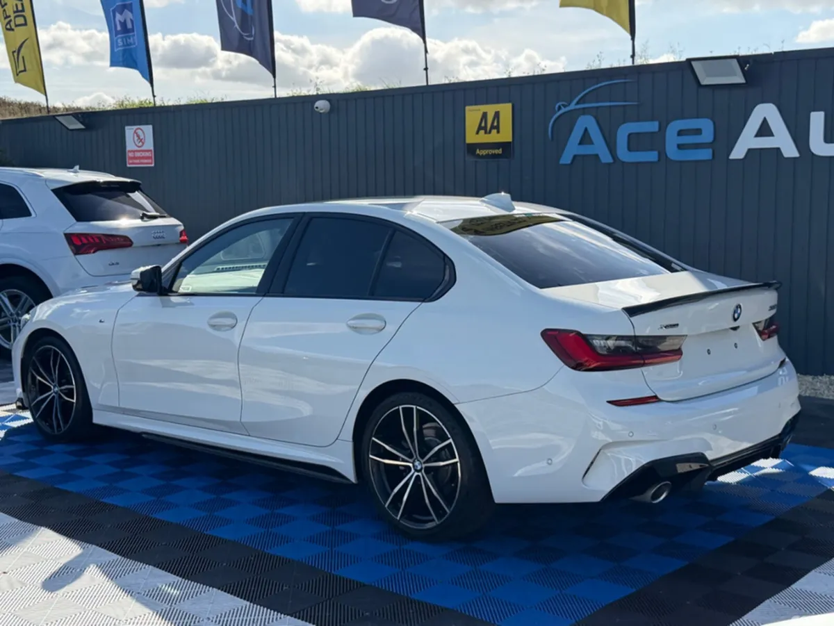 BMW 3-Series Saloon, Diesel, 2019, White