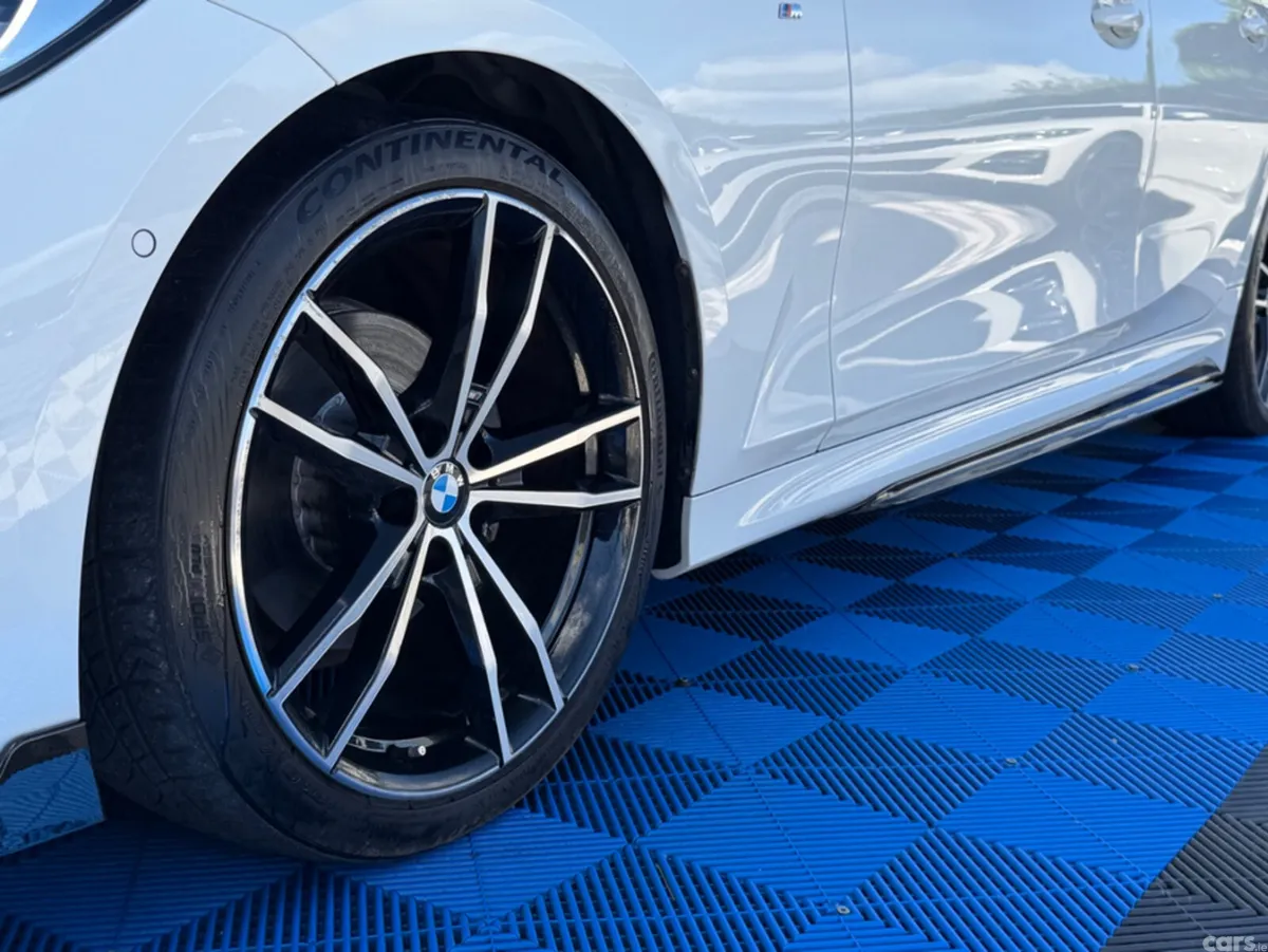 BMW 3-Series Saloon, Diesel, 2019, White