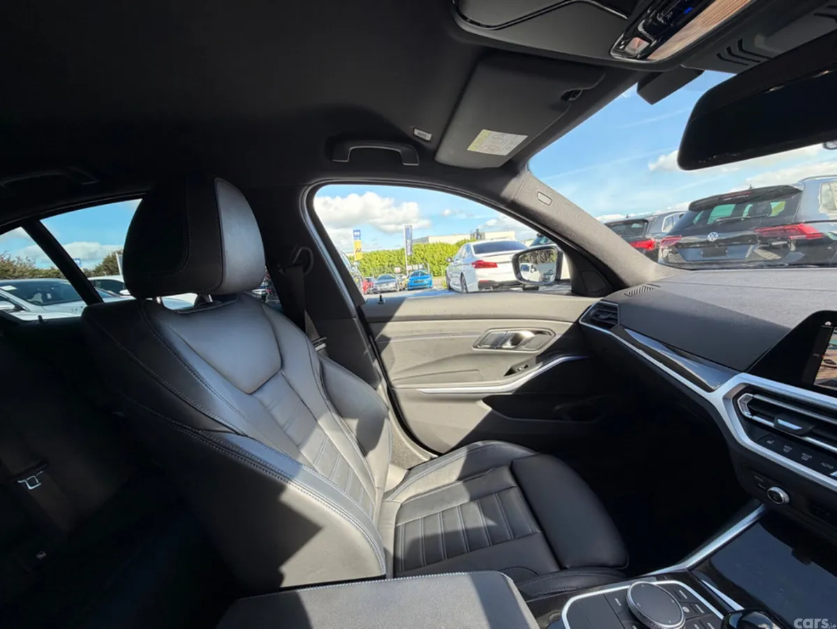 BMW 3-Series Saloon, Diesel, 2019, White