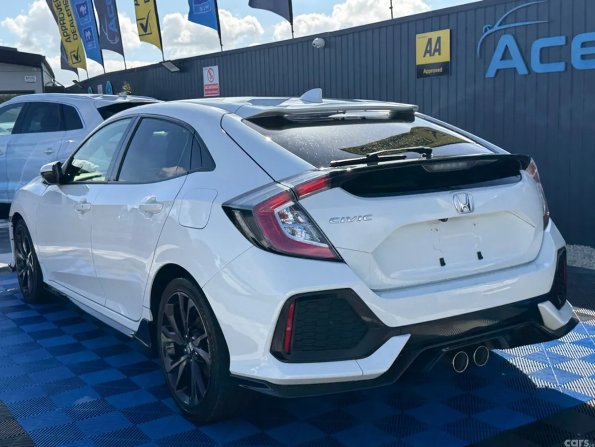 Honda Civic Saloon, Petrol, 2019, White