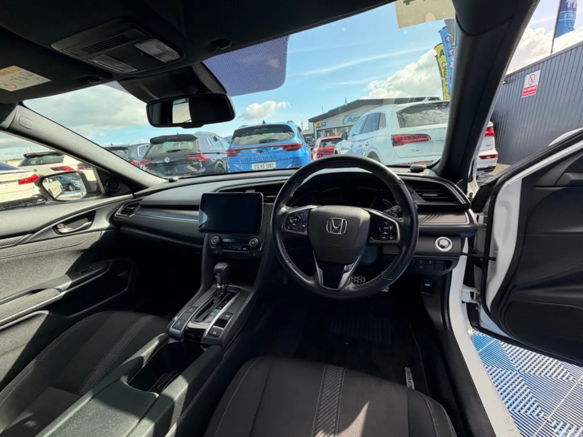 Honda Civic Saloon, Petrol, 2019, White